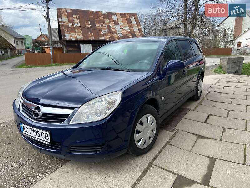 Универсал Opel Vectra 2006 в Тячеве