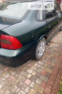 Седан Opel Vectra 1999 в Луцке