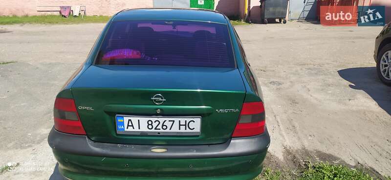 Седан Opel Vectra 1996 в Переяславі