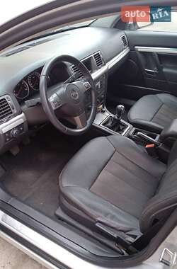 Седан Opel Vectra 2008 в Борисполе