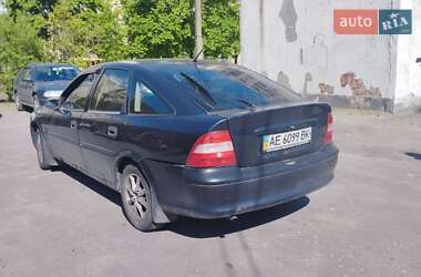 Лифтбек Opel Vectra 1997 в Каменском