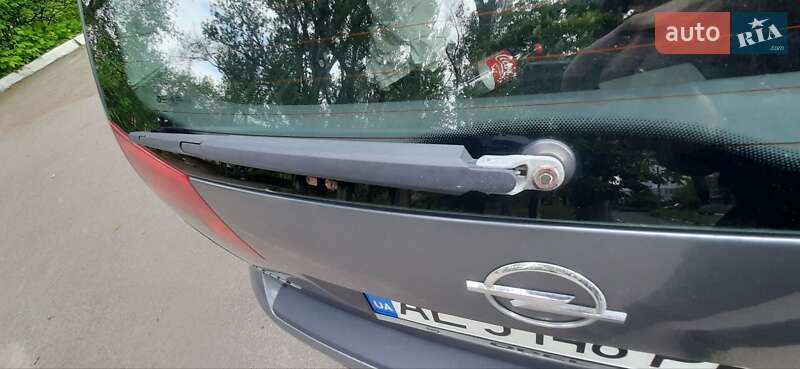 Универсал Opel Vectra 2005 в Днепре