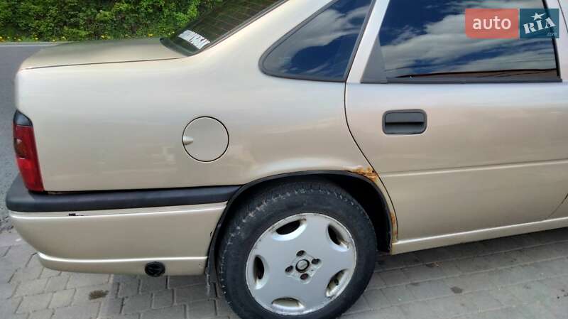 Седан Opel Vectra 1991 в Рахове фото 9 Седан Opel Vectra 1991 в Рахове