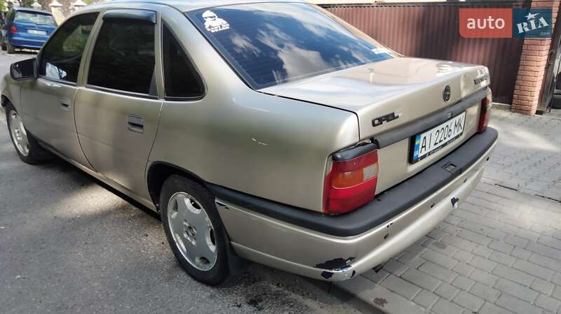 Седан Opel Vectra 1991 в Рахове фото 11 Седан Opel Vectra 1991 в Рахове