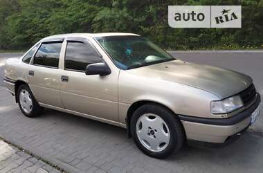 Седан Opel Vectra 1991 в Рахове