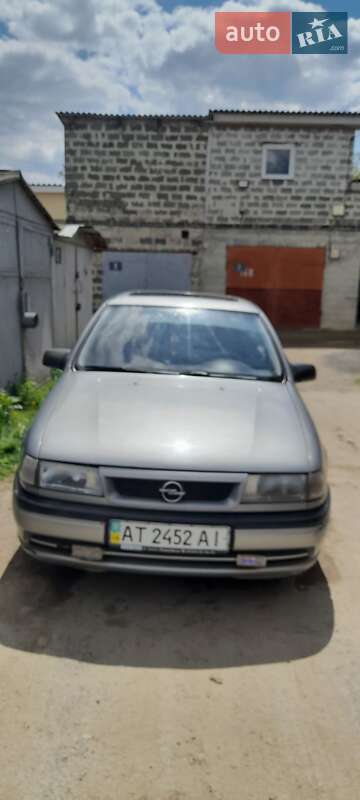 Седан Opel Vectra 1993 в Івано-Франківську фото 2 Седан Opel Vectra 1993 в Івано-Франківську