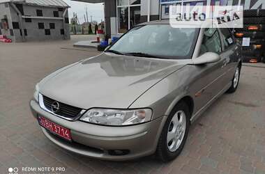 Седан Opel Vectra 1999 в Сарнах