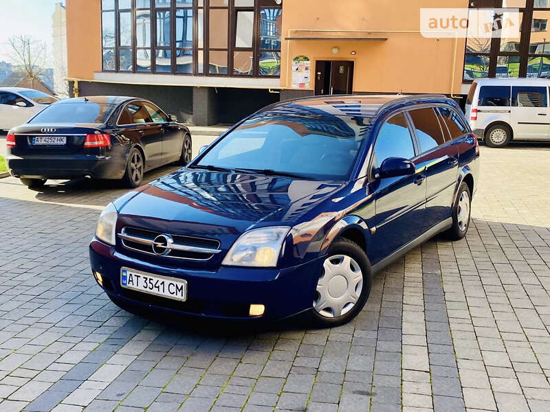 Универсал Opel Vectra 2003 в Ивано-Франковске