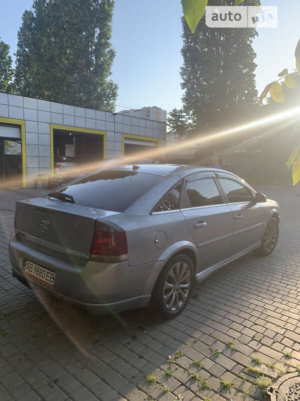 Седан Opel Vectra 2003 в Одесі