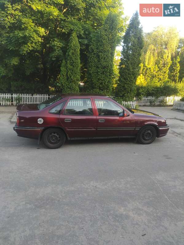 Седан Opel Vectra 1988 в Изюме фото 7 Седан Opel Vectra 1988 в Изюме