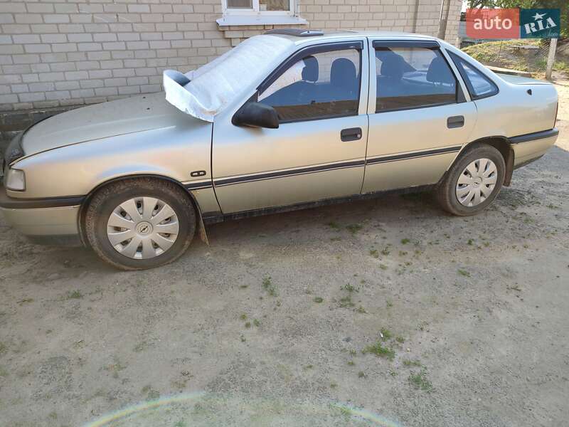 Седан Opel Vectra 1990 в Луцьку