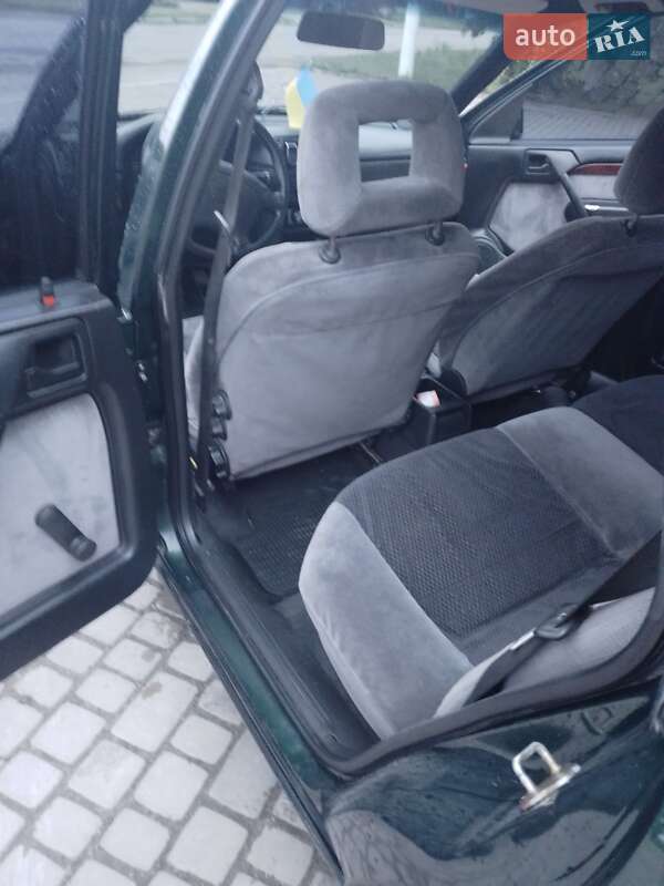 Седан Opel Vectra 1995 в Теофиполе фото 8 Седан Opel Vectra 1995 в Теофиполе