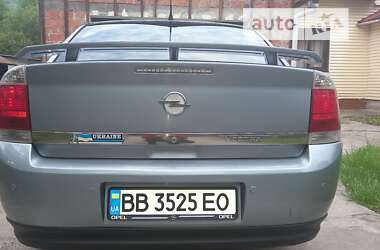 Седан Opel Vectra 2003 в Чернівцях