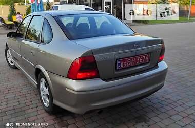 Седан Opel Vectra 1999 в Сарнах