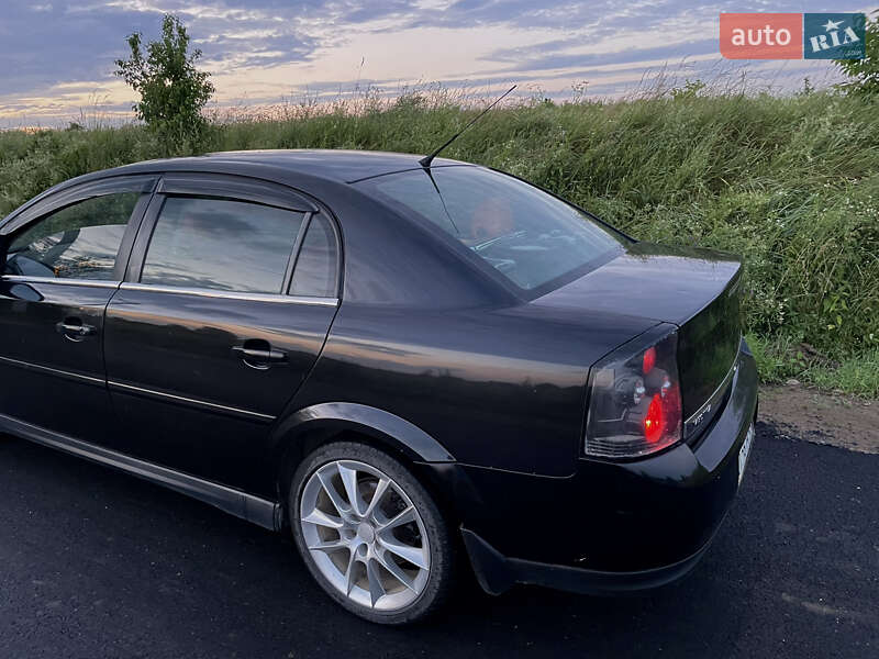 Седан Opel Vectra 2005 в Івано-Франківську