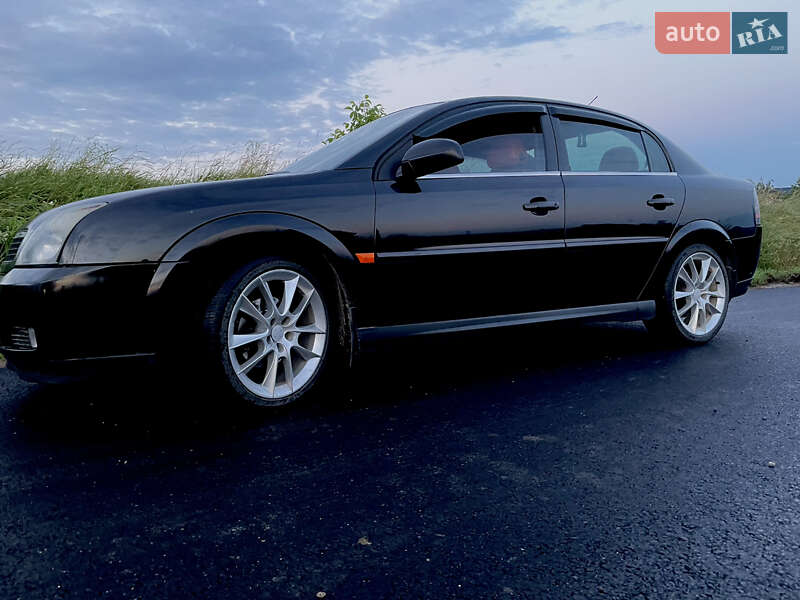 Седан Opel Vectra 2005 в Івано-Франківську