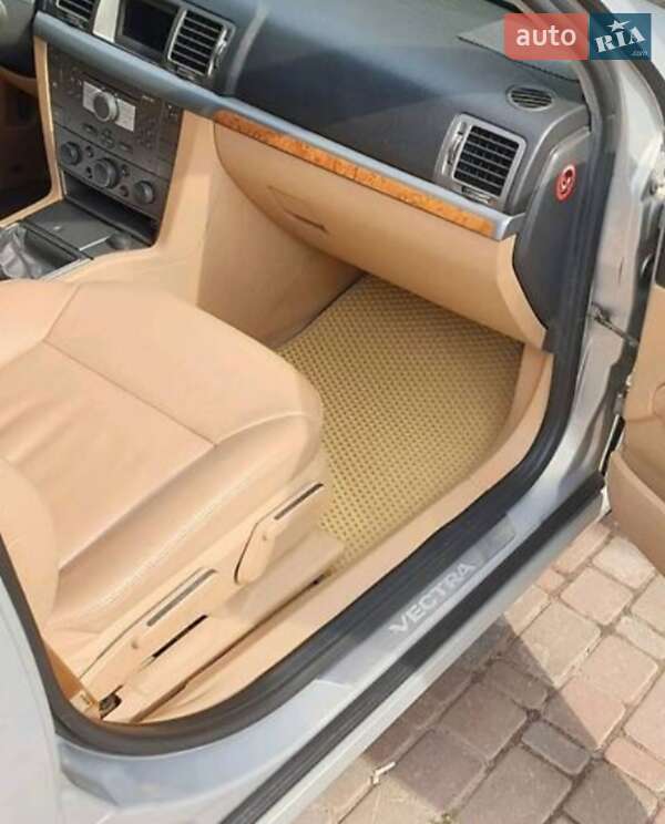 Лифтбек Opel Vectra 2007 в Виннице