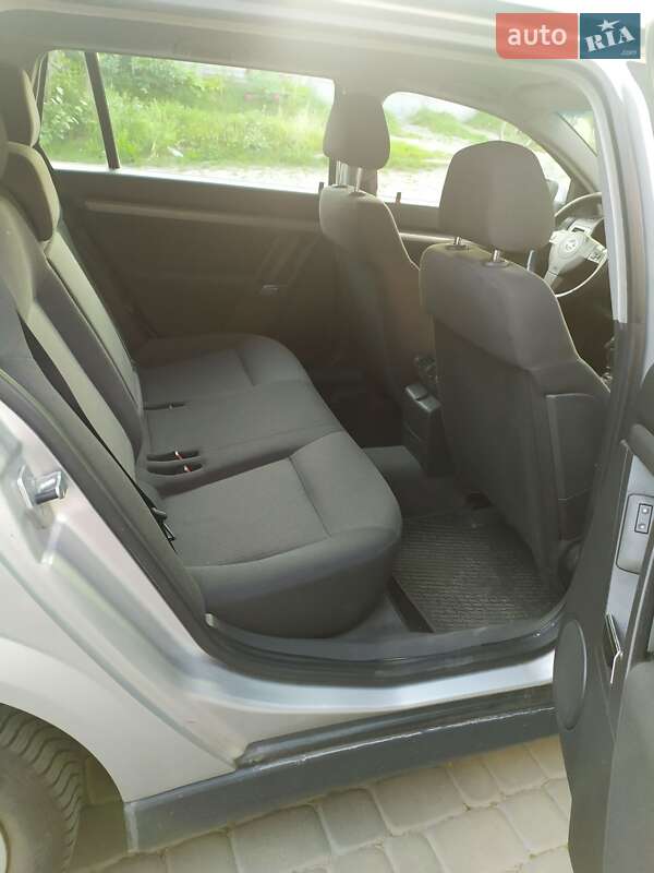 Универсал Opel Vectra 2006 в Хмельнике