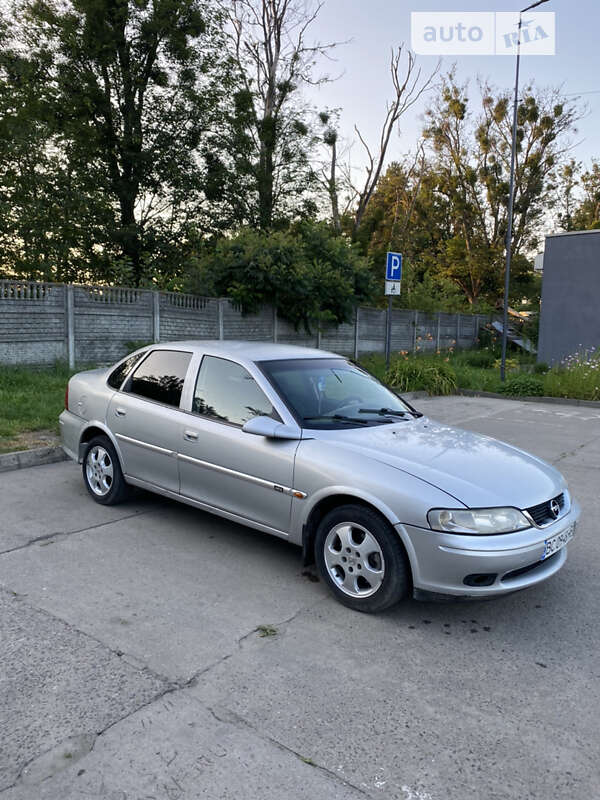 Седан Opel Vectra 1997 в Стрые
