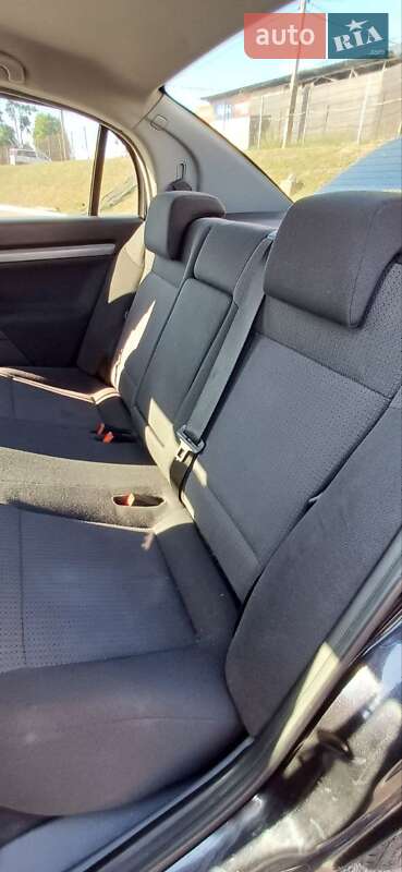 Седан Opel Vectra 2007 в Виннице