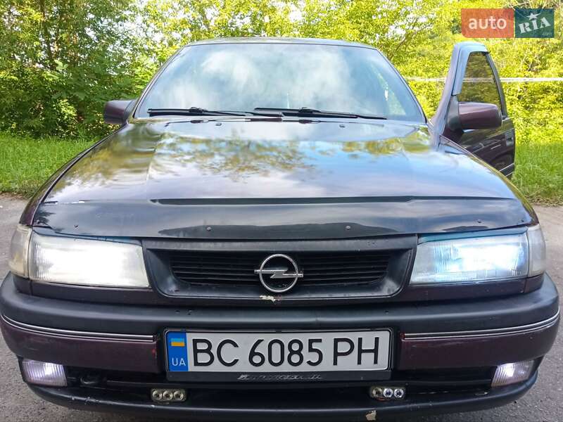 Седан Opel Vectra 1993 в Зборові