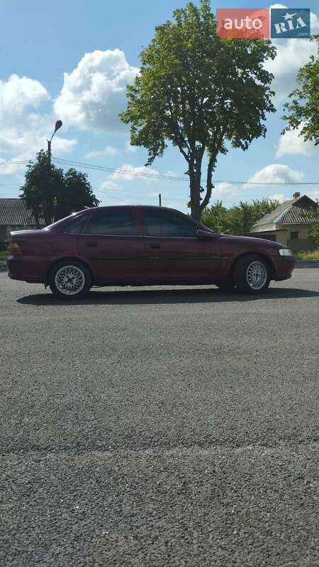 Седан Opel Vectra 1997 в Харькове фото 2 Седан Opel Vectra 1997 в Харькове
