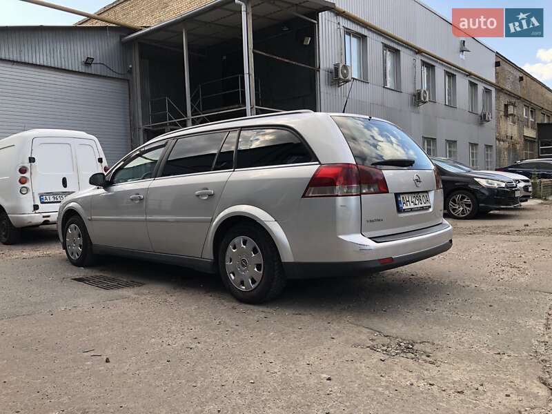 Универсал Opel Vectra 2003 в Киеве