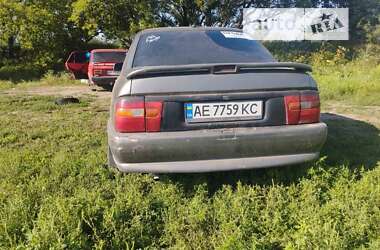 Седан Opel Vectra 1993 в Днепре