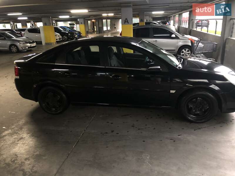 Ліфтбек Opel Vectra 2006 в Львові