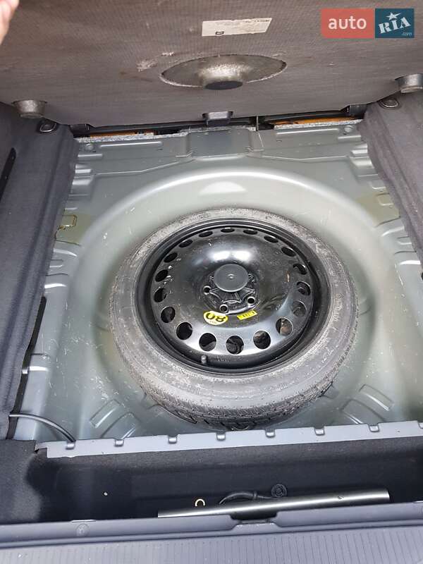 Універсал Opel Vectra 2004 в Умані