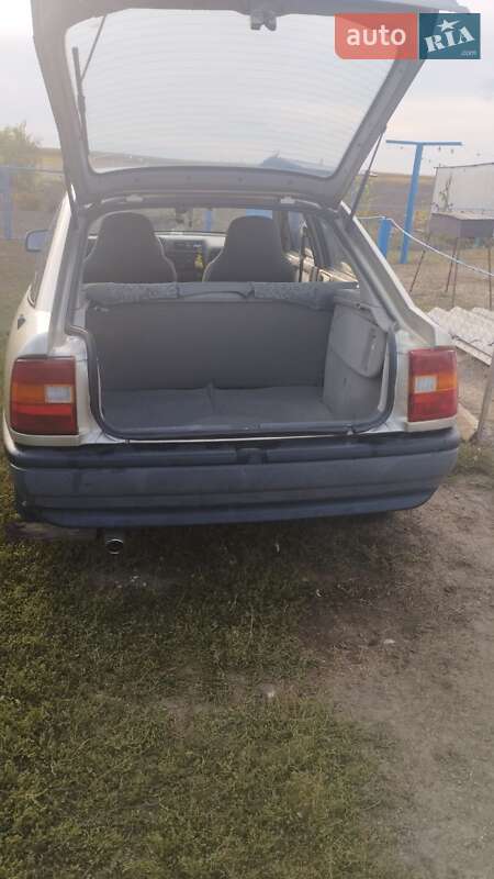 Лифтбек Opel Vectra 1989 в Виннице фото 29 Лифтбек Opel Vectra 1989 в Виннице