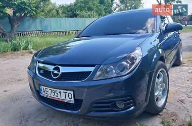 Седан Opel Vectra 2006 в Никополе