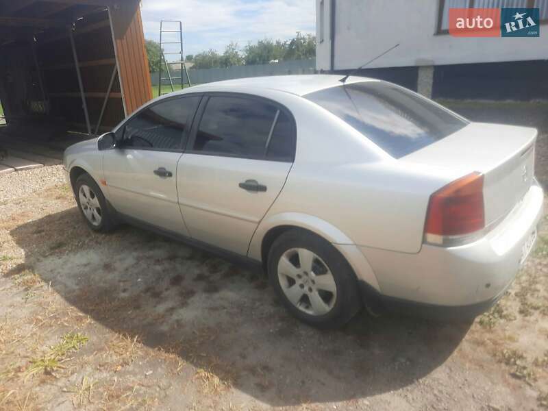 Opel Vectra 2004