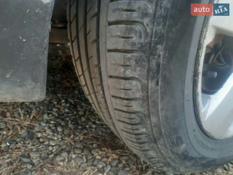 Седан Opel Vectra 2004 в Долині