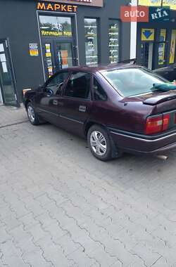 Седан Opel Vectra 1993 в Тростянці