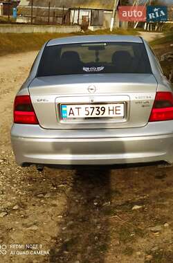 Седан Opel Vectra 2000 в 