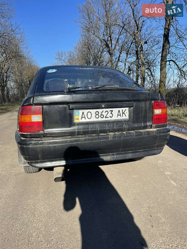 Седан Opel Vectra 1991 в Одессе фото 5 Седан Opel Vectra 1991 в Одессе