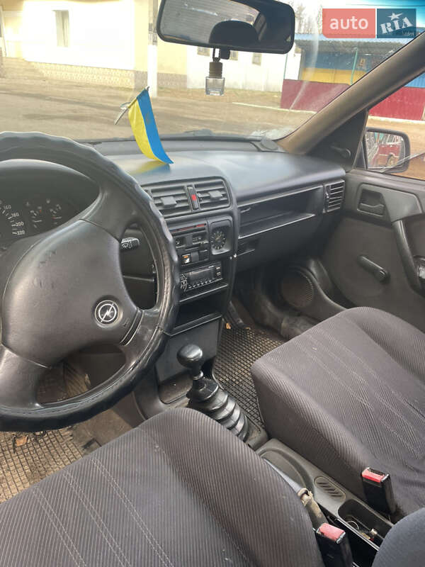Седан Opel Vectra 1991 в Одессе фото 10 Седан Opel Vectra 1991 в Одессе