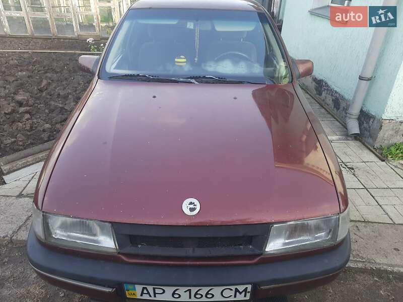Седан Opel Vectra 1992 в Новомосковске