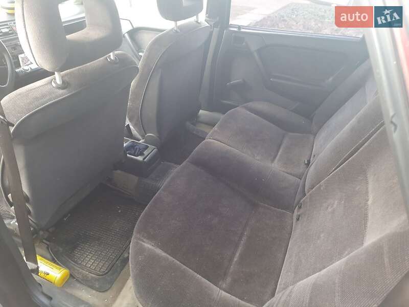 Седан Opel Vectra 1992 в Новомосковске