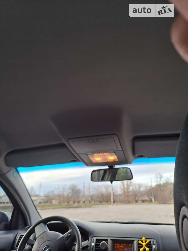 Лифтбек Opel Vectra 2007 в Горишних Плавнях