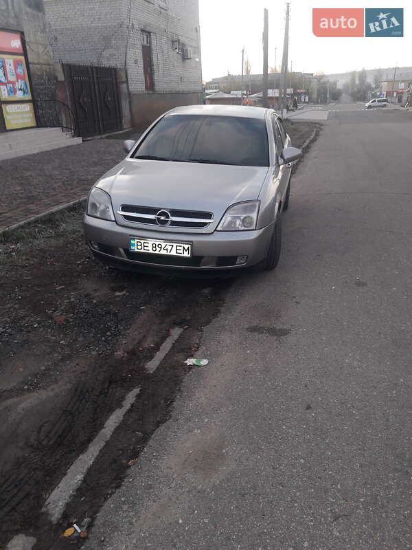 Седан Opel Vectra 2003 в Доманевке