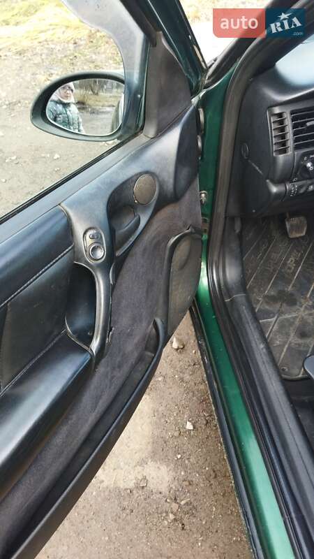 Універсал Opel Vectra 1997 в Новояворівську