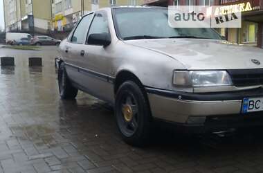 Седан Opel Vectra 1989 в Сокалі
