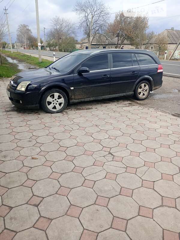 Універсал Opel Vectra 2005 в П'ятихатках