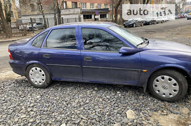 Седан Opel Vectra 1996 в Ужгороді