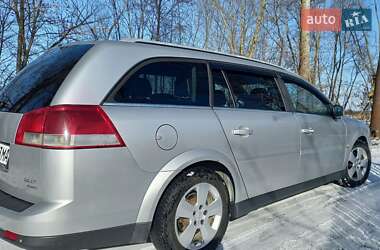 Универсал Opel Vectra 2004 в 
