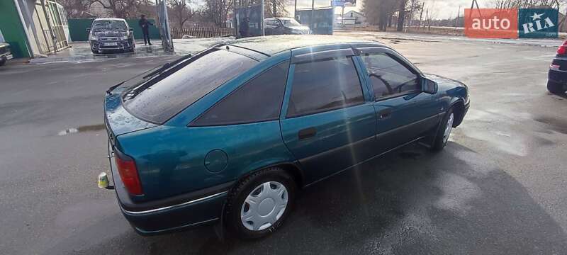 Ліфтбек Opel Vectra 1994 в Малині