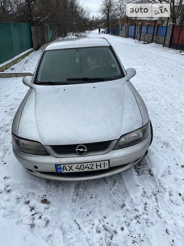 Універсал Opel Vectra 2000 в Зачепилівці