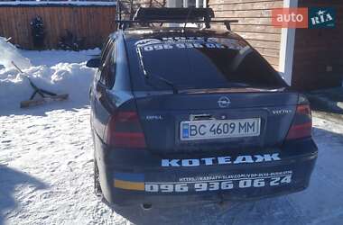 Лифтбек Opel Vectra 2001 в 